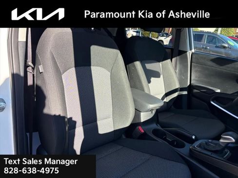 Used 2024 Kia Soul LX w/ Option Group 015 image 17