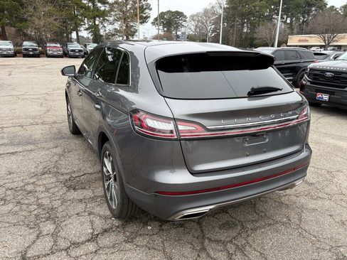 Used 2021 Lincoln Nautilus Reserve w/ Equipment Group 201A image 7