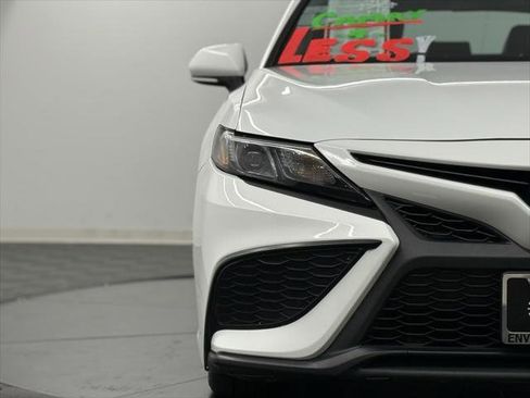 Certified 2023 Toyota Camry SE image 4