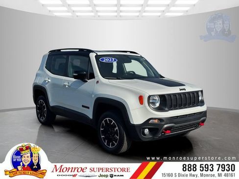 Certified 2023 Jeep Renegade Trailhawk AWD/4WD image 1