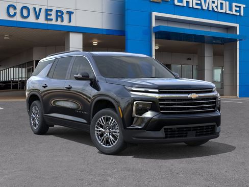 New 2026 Chevrolet Traverse LT w/ Driver Confidence Package image 7