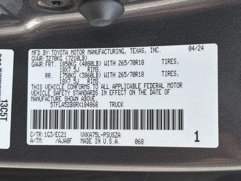 Used 2024 Toyota Tundra SR5 w/ SR5 Premium Package AWD/4WD image 32