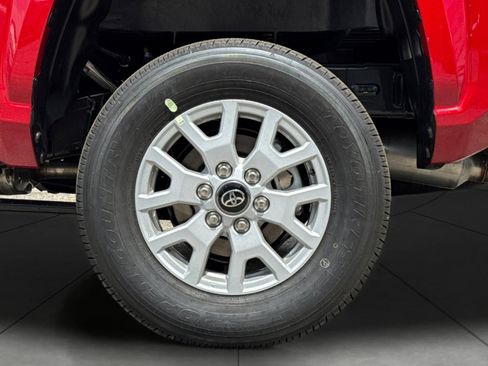 New 2026 Toyota Tacoma SR5 RWD image 32