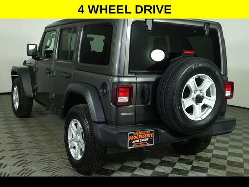 Used 2022 Jeep Wrangler Unlimited Sport w/ Sun And Sound Package image 5