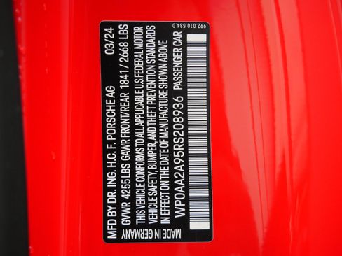 Used 2024 Porsche 911 Carrera image 19