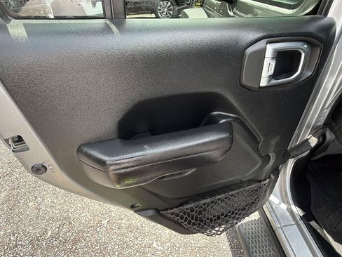 Used 2020 Jeep Wrangler Unlimited Sport AWD/4WD image 18