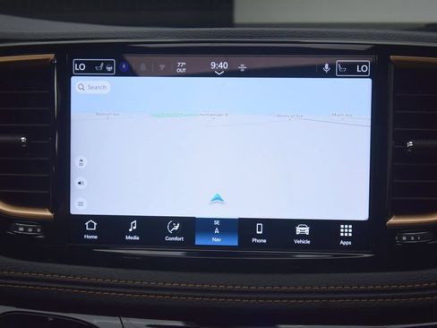 New 2027 Chrysler Pacifica Pinnacle FWD image 22