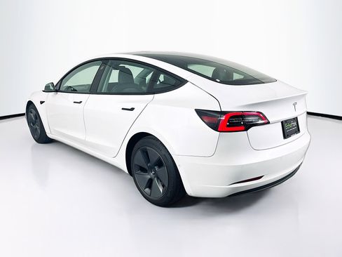 Used 2021 Tesla Model 3 Standard Range Plus RWD image 5