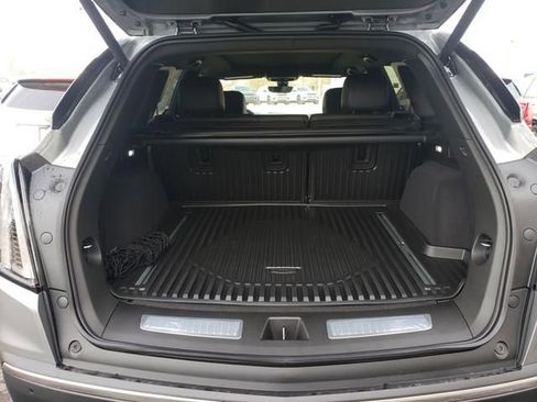 New 2026 Cadillac XT5 Sportv w/ LPO, Floor Liner Package AWD/4WD image 8