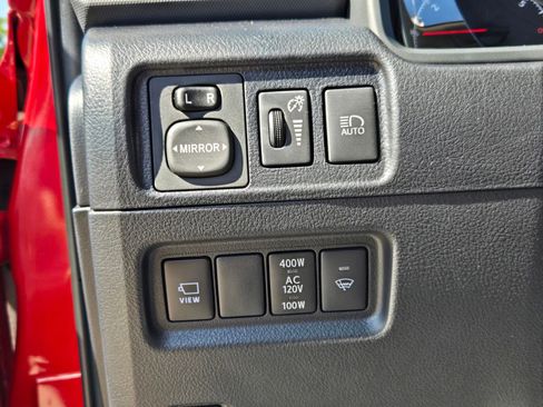 Used 2023 Toyota 4Runner SR5 Premium w/ Moonroof Package AWD/4WD image 17