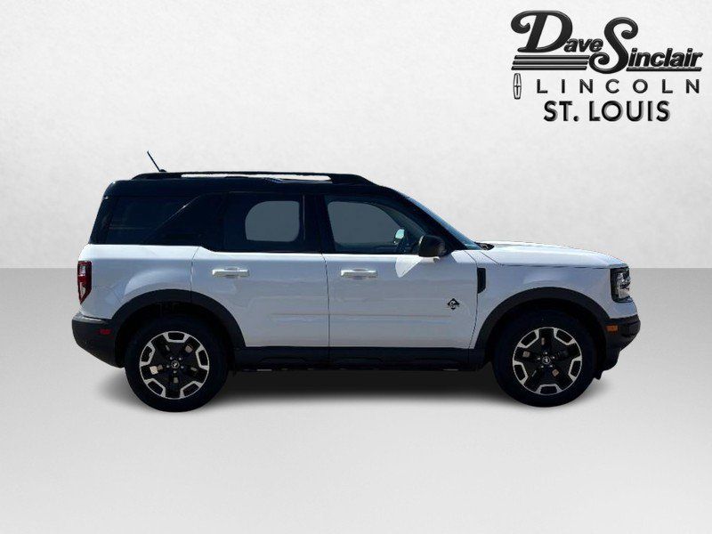 Used 2021 Ford Bronco Sport Outer Banks AWD/4WD image 2