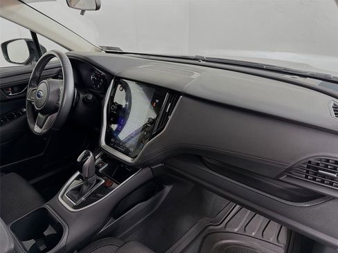Used 2022 Subaru Outback Premium image 28