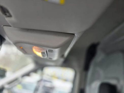 Used 2020 Ford Transit 250 Medium Roof image 33