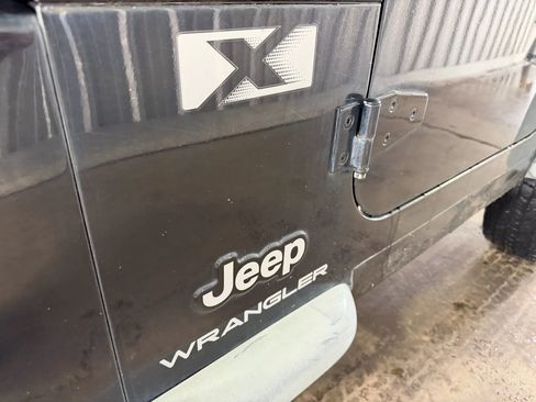 Used 2006 Jeep Wrangler X AWD/4WD image 24