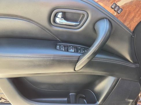 Used 2018 INFINITI QX80 2WD w/ Driver Assistance Package image 26