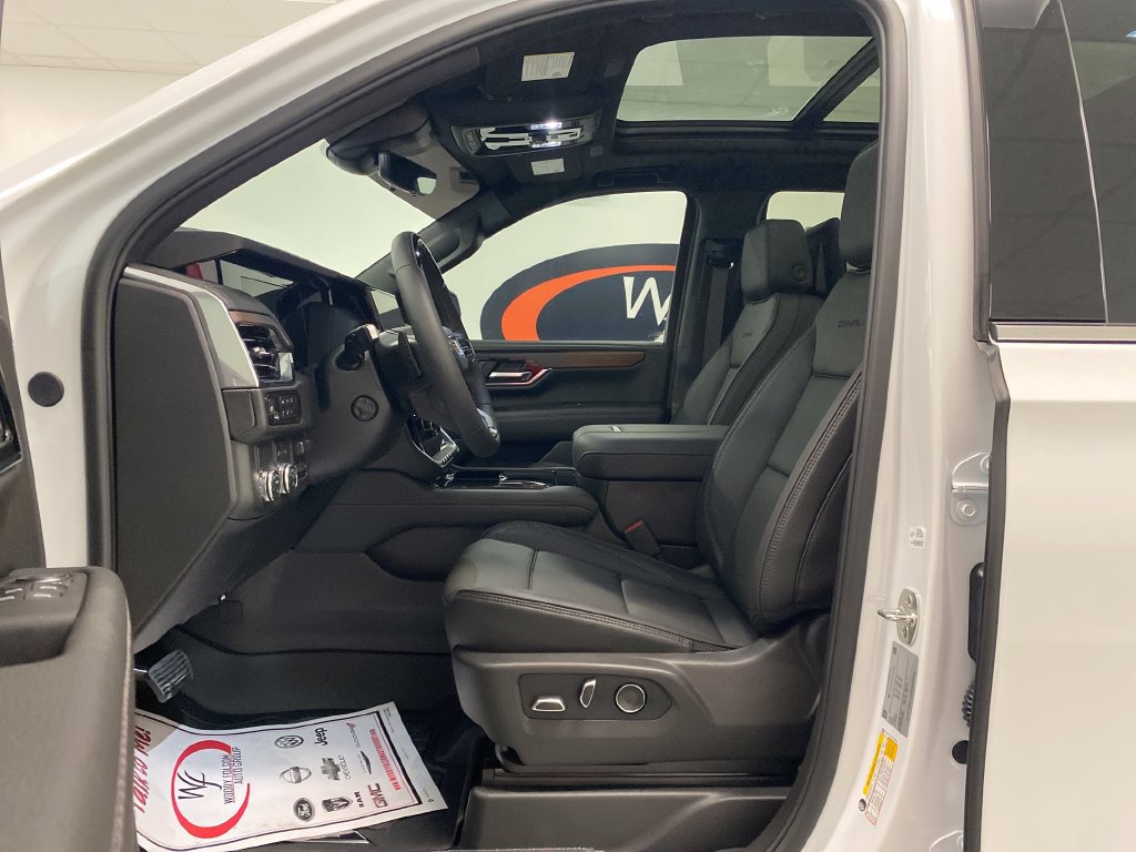 New 2026 GMC Yukon Denali w/ Denali Reserve Package RWD image 14