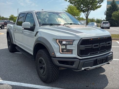 Used 2017 Ford F150 Raptor w/ Equipment Group 802A Luxury AWD/4WD image 7