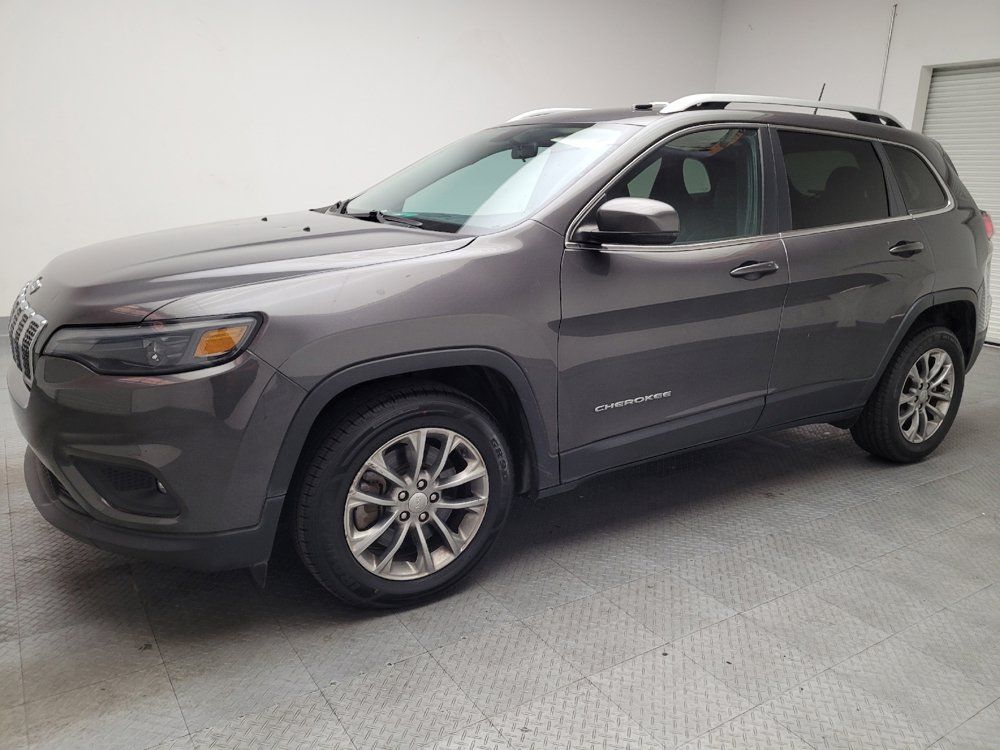 Used 2020 Jeep Cherokee Latitude Plus FWD image 2