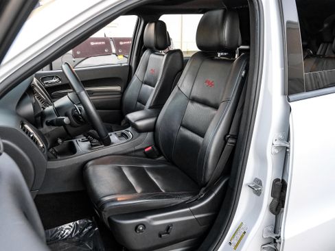 Used 2018 Dodge Durango R/T w/ Blacktop Package image 31