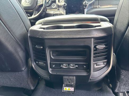 Used 2020 RAM 2500 Limited AWD/4WD image 28