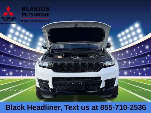 Used 2023 Jeep Grand Cherokee L Laredo image 24