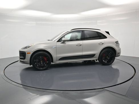 Certified 2023 Porsche Macan GTS AWD/4WD image 2