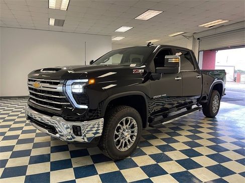 New 2026 Chevrolet Silverado 2500 LTZ w/ LTZ Premium Package image 3