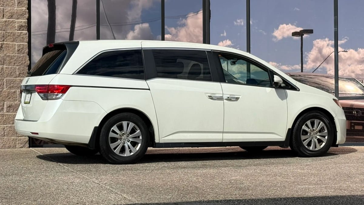 Used 2016 Honda Odyssey EX image 13
