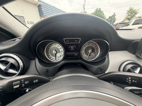Used 2015 Mercedes-Benz GLA 250 4MATIC image 12