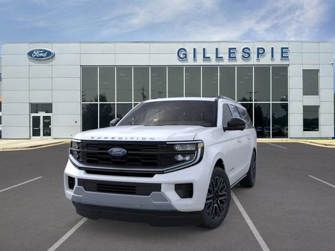 New 2026 Ford Expedition Max Platinum image 2