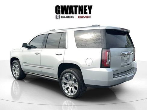 Used 2015 GMC Yukon Denali w/ Premium Package image 5