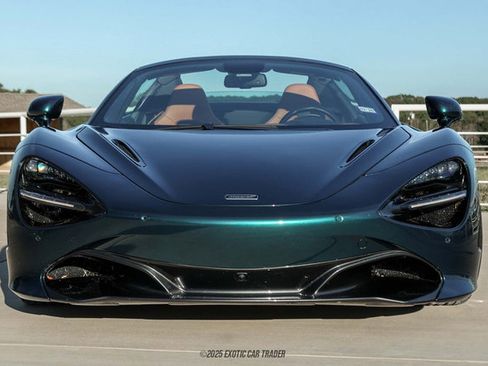 Used 2022 McLaren 720S Spider image 13