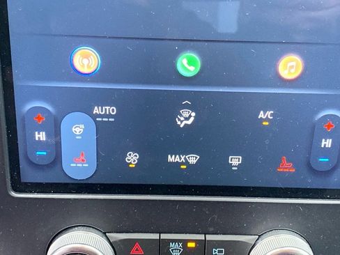 Used 2024 Ford Edge SEL w/ Convenience Package image 14