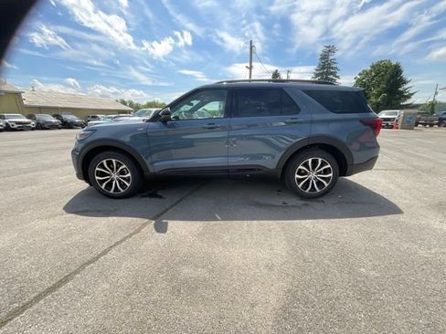 Used 2026 Ford Explorer ST-Line AWD/4WD image 2