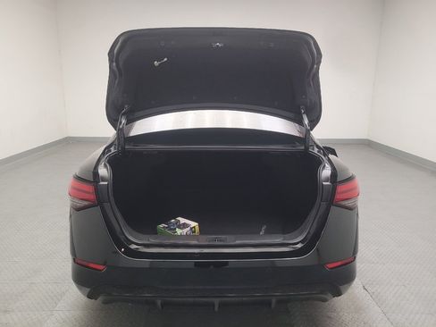 Used 2025 Nissan Sentra S FWD image 29