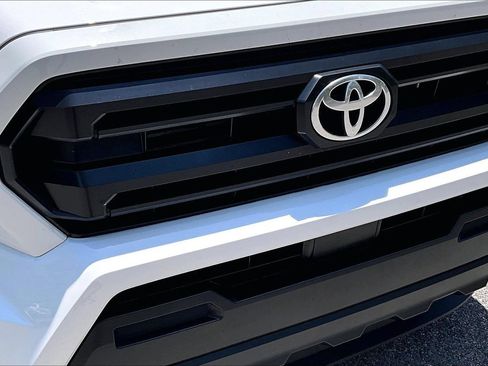 Used 2025 Toyota Tacoma SR RWD image 32