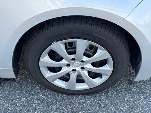 Used 2024 Toyota Corolla LE FWD image 23