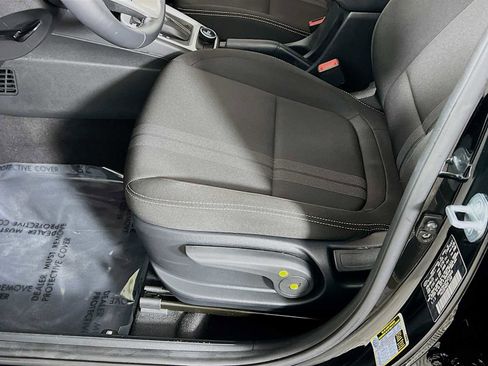 Certified 2023 Hyundai Venue SEL w/ Cargo Package FWD image 19
