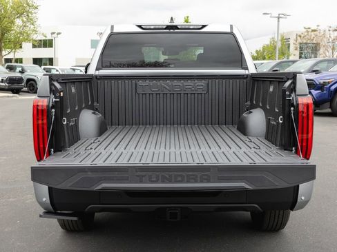 New 2026 Toyota Tundra Limited AWD/4WD image 7
