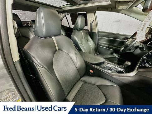 Used 2019 Toyota Camry XSE FWD image 37