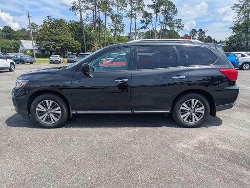 Used 2018 Nissan Pathfinder S AWD/4WD image 7
