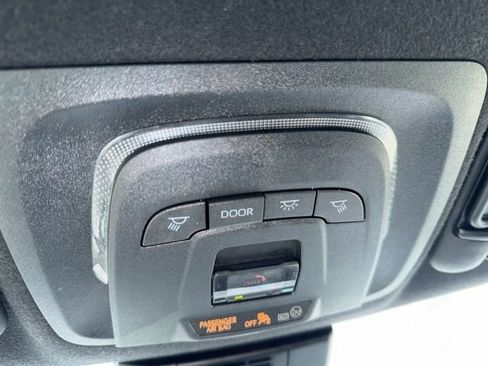 Used 2023 Toyota Corolla SE FWD image 45