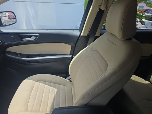 Used 2024 Ford Edge SE w/ Cargo Accessory Package AWD/4WD image 24