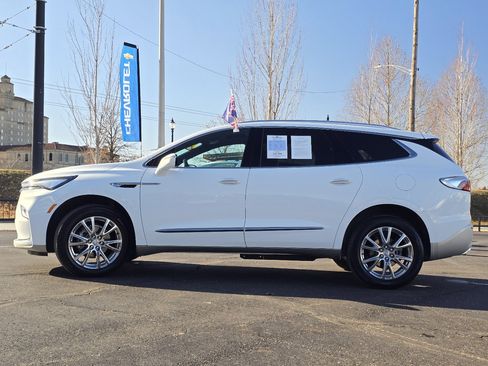 Used 2023 Buick Enclave Essence w/ Experience Buick Package image 22