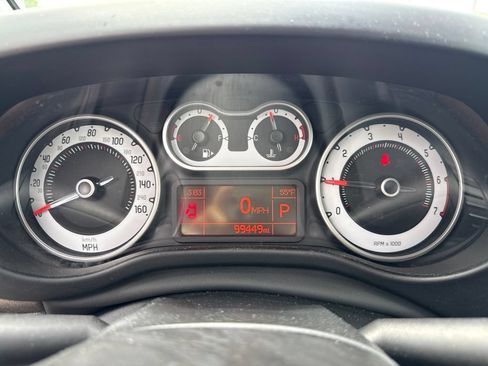 Used 2014 FIAT 500L Trekking w/ Popular Equipment Group FWD image 17