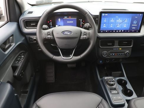 New 2025 Ford Maverick Lariat w/ Black Appearance Package image 18