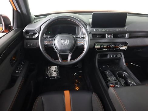 Certified 2026 Honda Passport TrailSport image 37