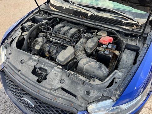 Used 2013 Ford Taurus Limited AWD/4WD image 23