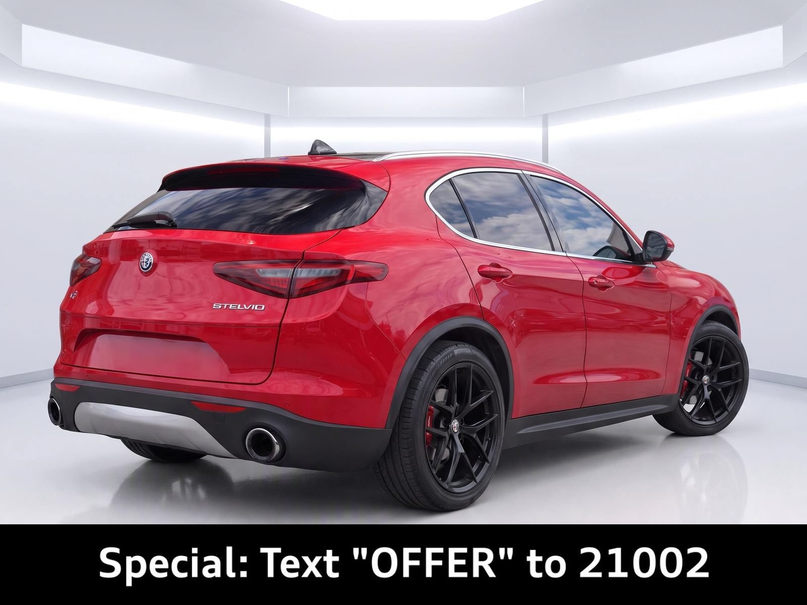 Used 2018 Alfa Romeo Stelvio Ti AWD/4WD image 8