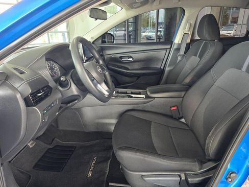 Used 2024 Nissan Sentra SV FWD image 18